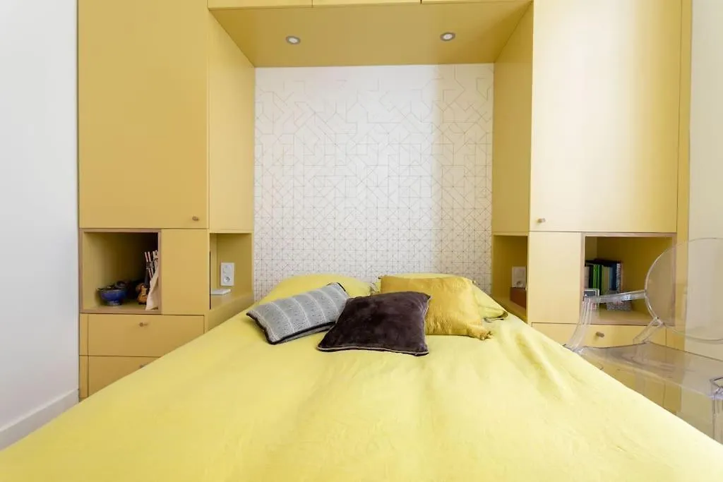 Chic Flat Place Des Vosges Paris 0*,  France